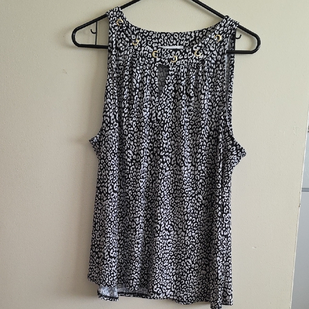 Nine West Black and White Sleeveless Relaxed Tank Top